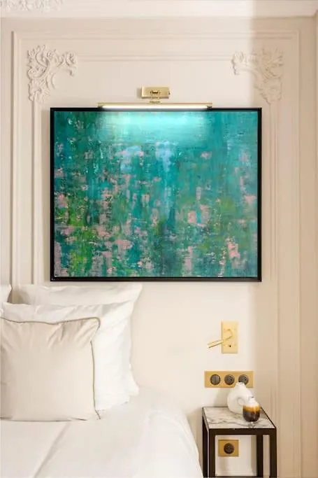 Luxury 5 Bedroom & 5 Bathroom Suite - Eiffel Tower Paris France